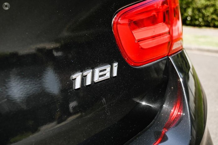 2018 BMW 1 Series 118i Sport Line