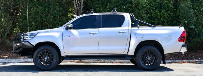 2020 Toyota Hilux SR5