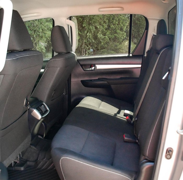 2020 Toyota Hilux SR5