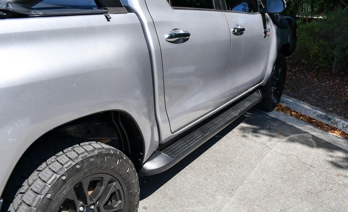 2020 Toyota Hilux SR5