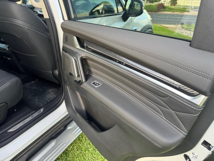 2025 LDV D90 Executive