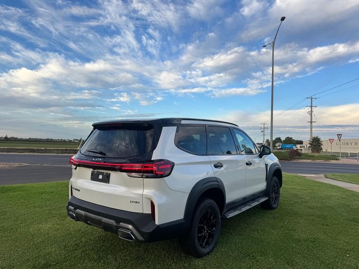 2025 LDV D90 Executive