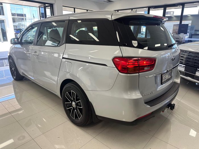 2018 Kia Carnival S YP MY19 Silky Silver