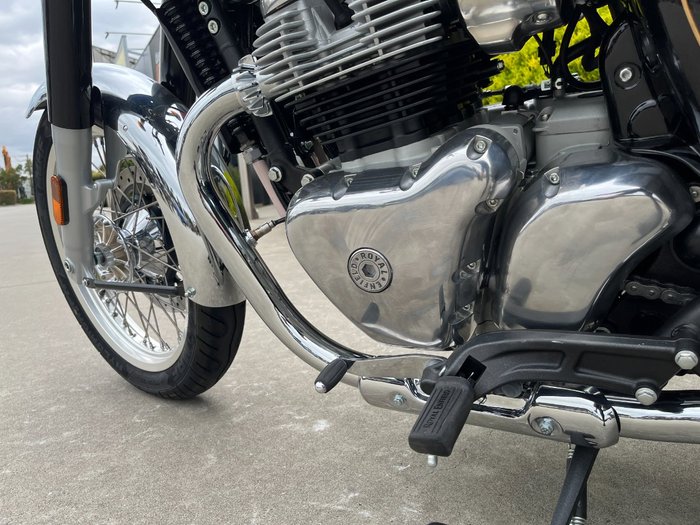 2025 Royal Enfield CLASSIC 650 Black