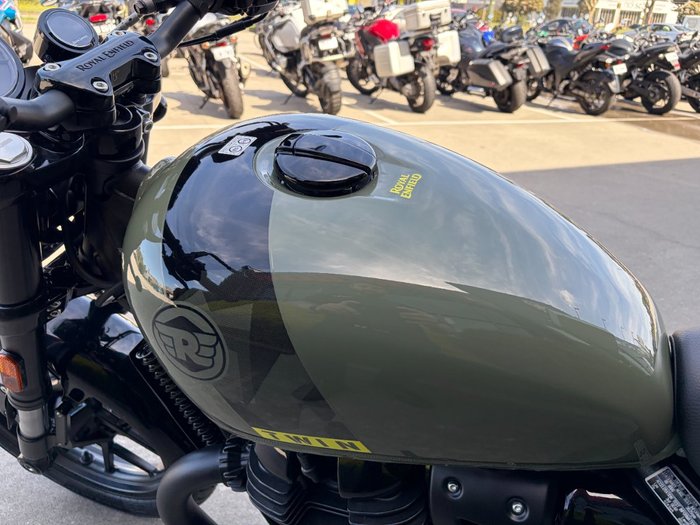 2025 Royal Enfield SHOTGUN 650 Green