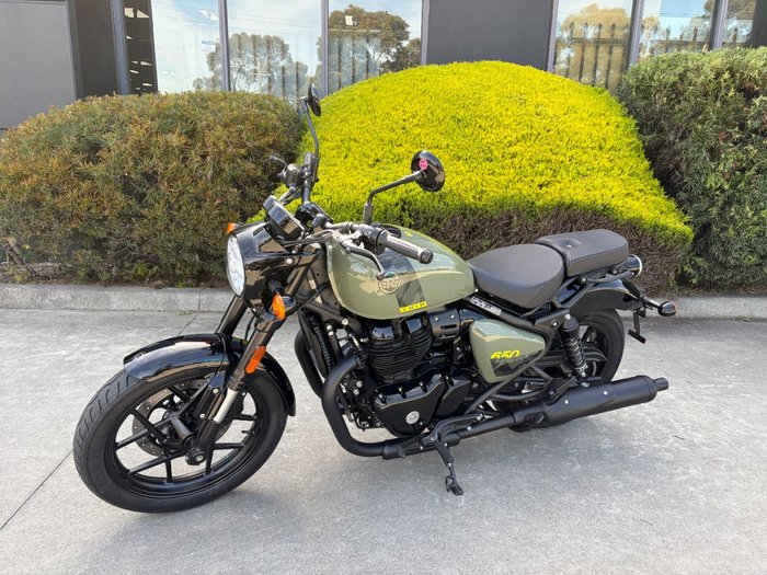 2025 Royal Enfield SHOTGUN 650 Green