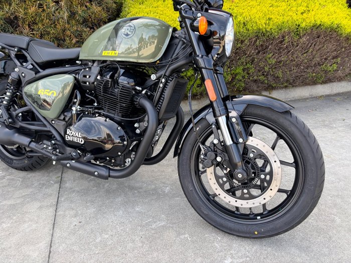 2025 Royal Enfield SHOTGUN 650 Green