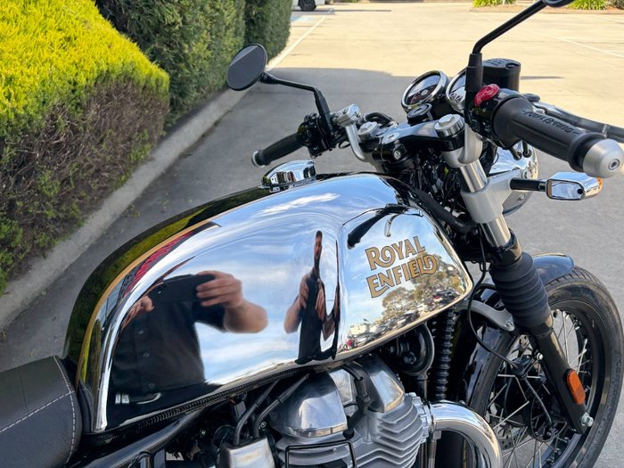 2026 Royal Enfield CONTINENTAL GT 650 E5 DARK Black