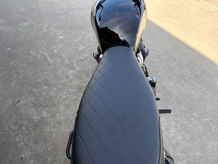 2026 Royal Enfield INTERCEPTOR 650 E5 CLASSIC Black