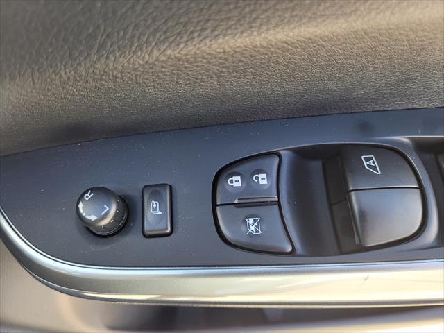 2025 NISSAN D23 ST NAVARA 4X4 2.3 DSL AUTO DC ST WHITE PEARL