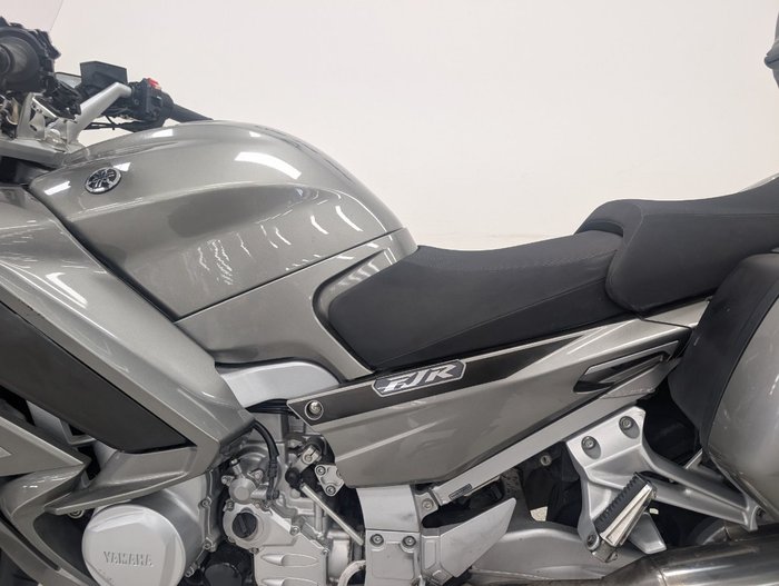 2013 YAMAHA FJR1300A Silver