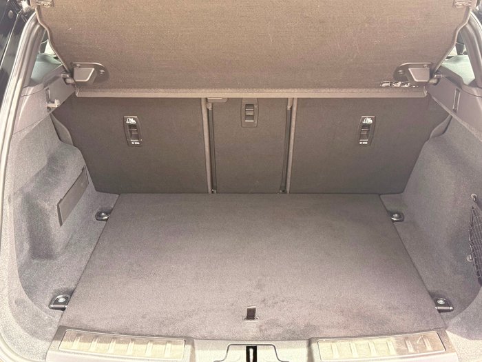 2019 Land Rover Range Rover Evoque P200 R-Dynamic S