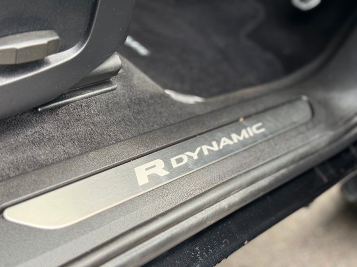 2019 Land Rover Range Rover Evoque P200 R-Dynamic S