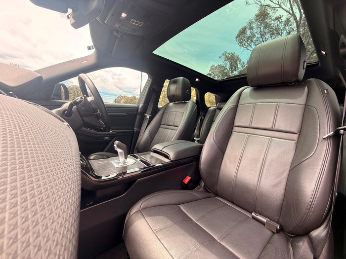 2019 Land Rover Range Rover Evoque P200 R-Dynamic S