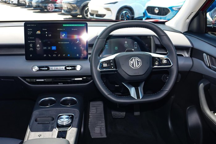 2025 MG MGS5 EV Essence 49