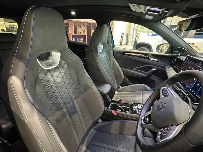 2025 Volkswagen Tiguan 150TSI R-Line