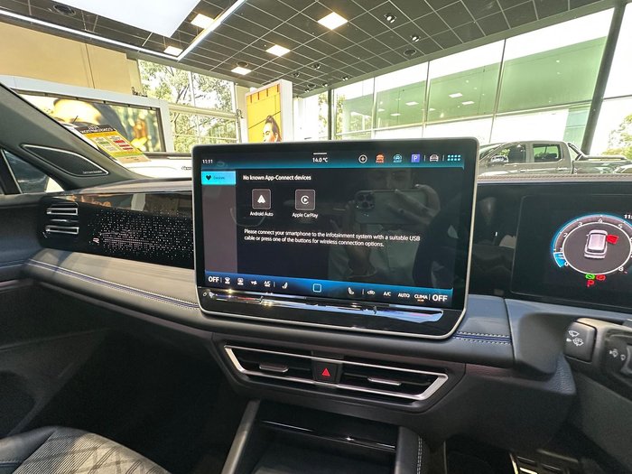 2025 Volkswagen Tiguan 150TSI R-Line
