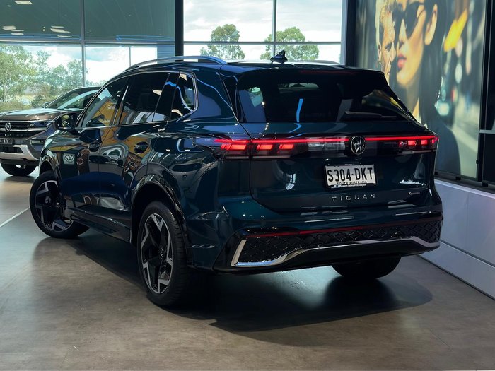 2025 Volkswagen Tiguan 150TSI R-Line
