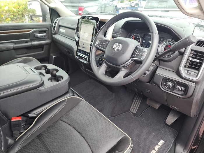 2024 RAM 2500 Laramie Crew Cab