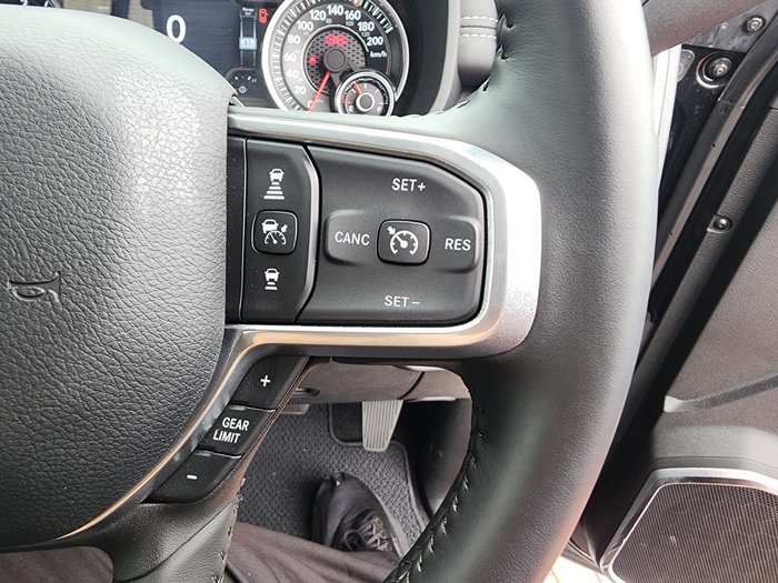 2024 RAM 2500 Laramie Crew Cab