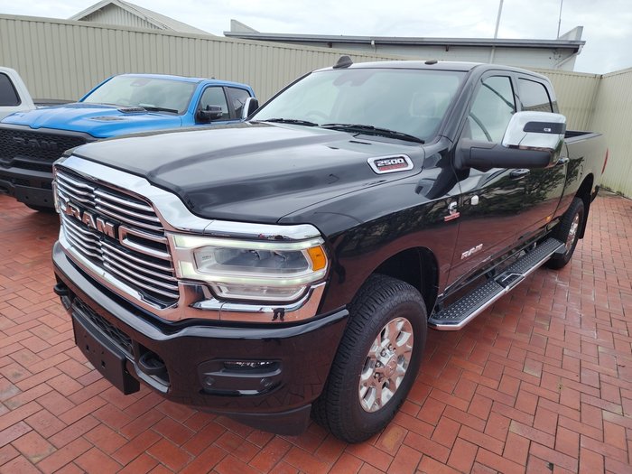 2024 RAM 2500 Laramie Crew Cab