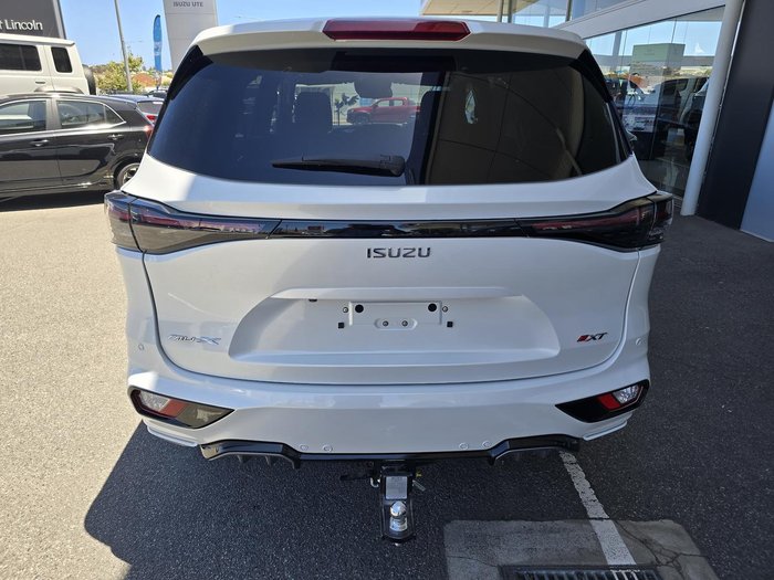 2025 Isuzu MU-X X-TERRAIN MY25.5 4X4 Dual Range Moonstone White
