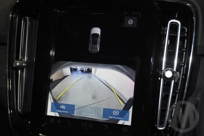 2024 Volvo C40 Recharge