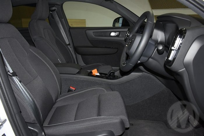 2024 Volvo C40 Recharge