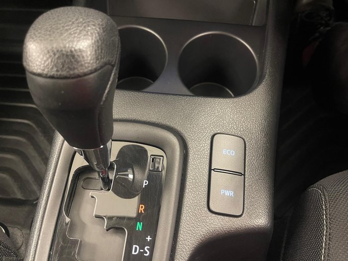 2024 Toyota Hilux SR GUN126R 4X4 Dual Range Glacier White