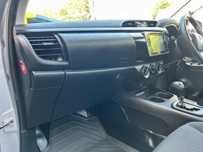 2018 Toyota Hilux SR