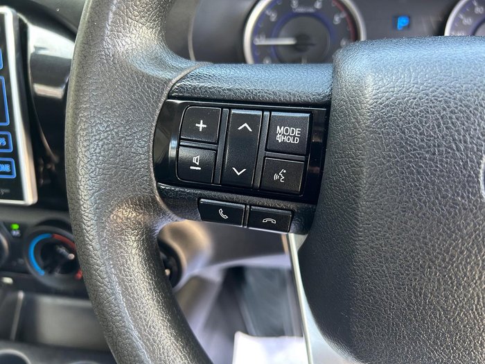 2018 Toyota Hilux SR