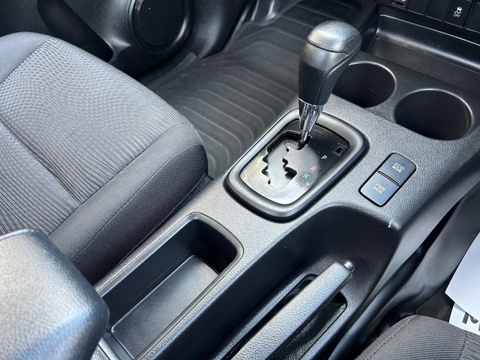 2018 Toyota Hilux SR