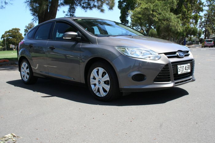 2012 Ford Focus Ambiente LW Lunar Sky