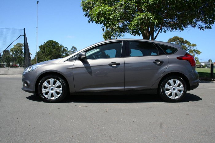 2012 Ford Focus Ambiente LW Lunar Sky