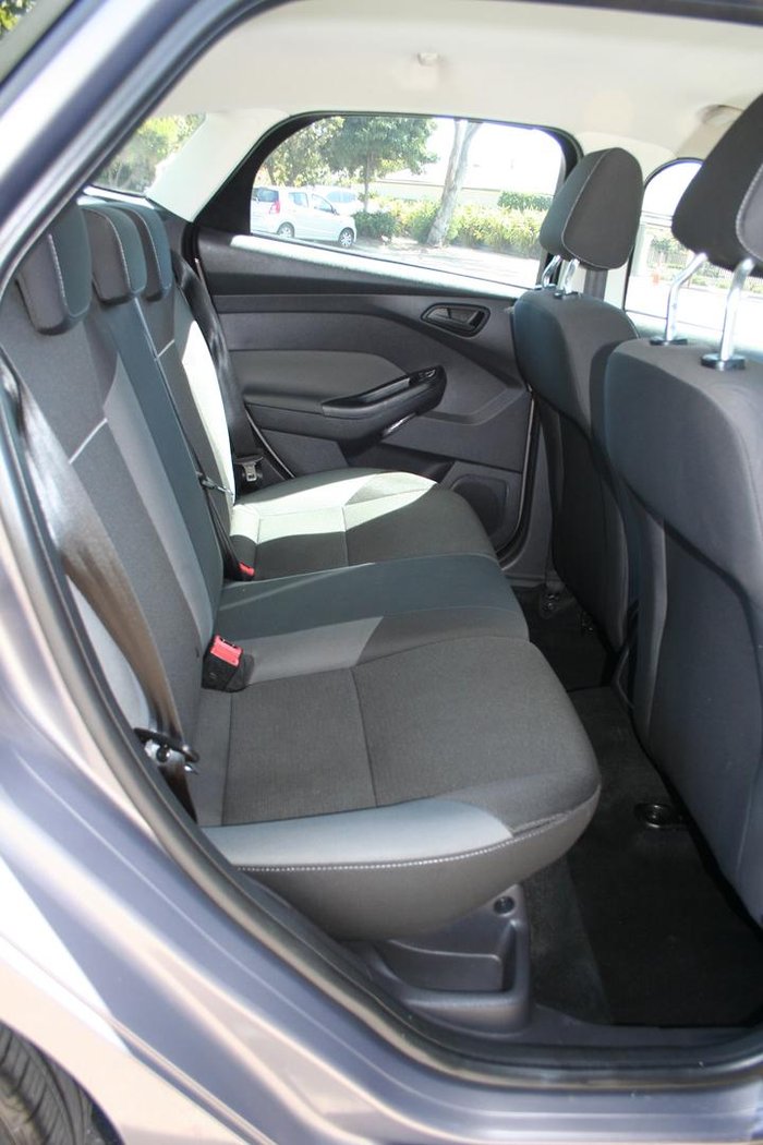 2012 Ford Focus Ambiente LW Lunar Sky