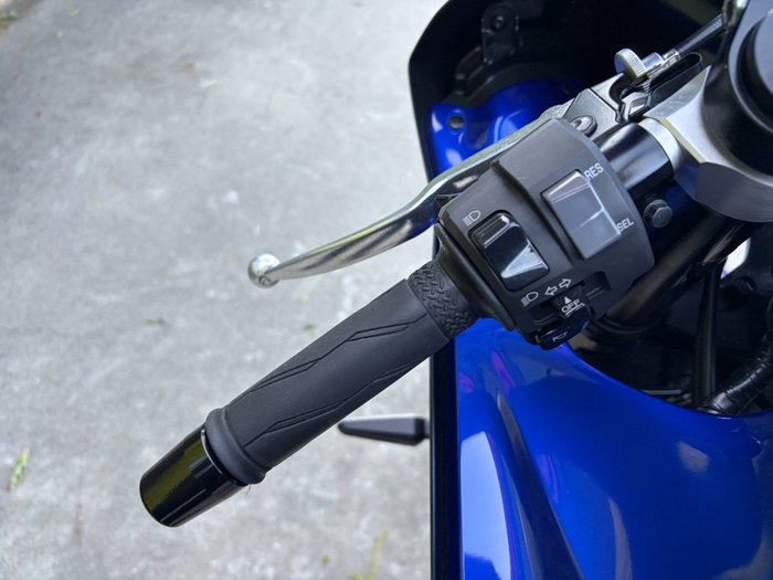 2024 Yamaha YZF-R7LA