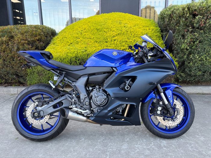 2024 Yamaha YZF-R7LA
