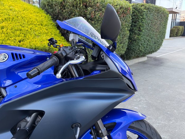 2024 Yamaha YZF-R7LA