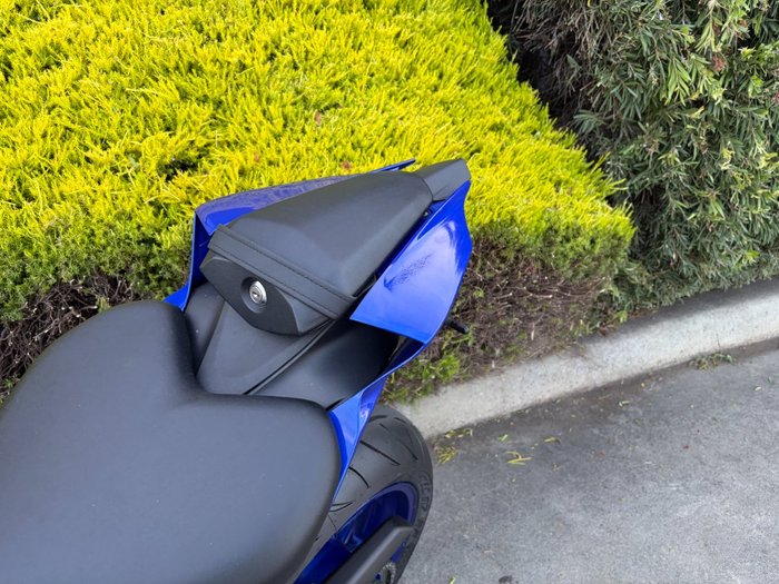 2024 Yamaha YZF-R7LA