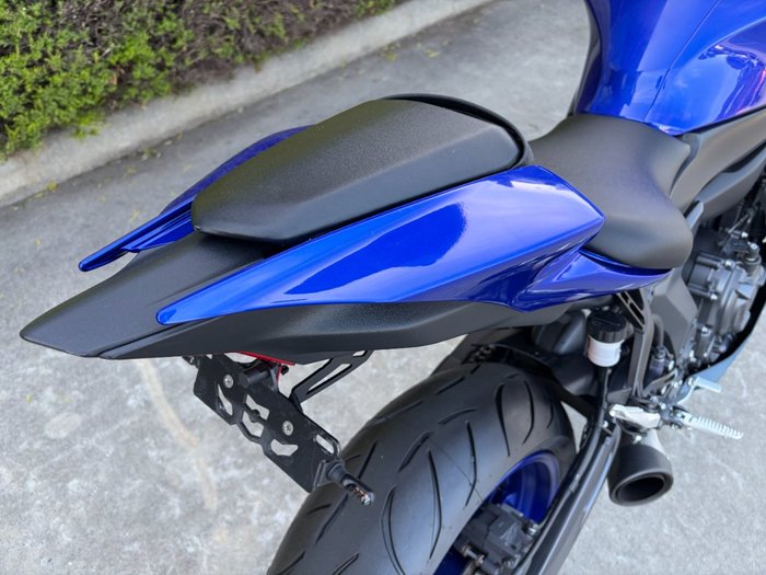 2024 Yamaha YZF-R7LA