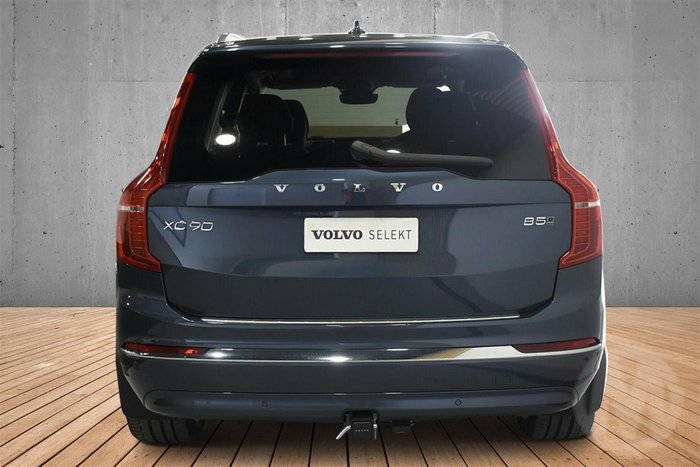 2023 Volvo XC90 Ultimate B5 Bright
