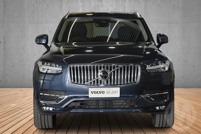 2023 Volvo XC90 Ultimate B5 Bright