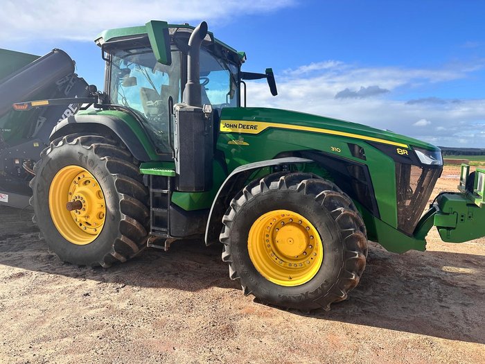 2021 John Deere 8R310