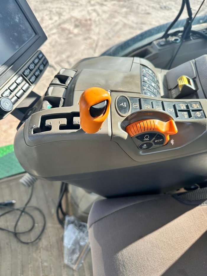 2021 John Deere 8R310