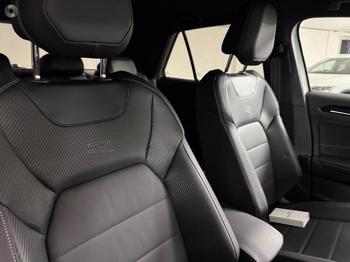 2025 Volkswagen T-Roc 140TSI R-Line