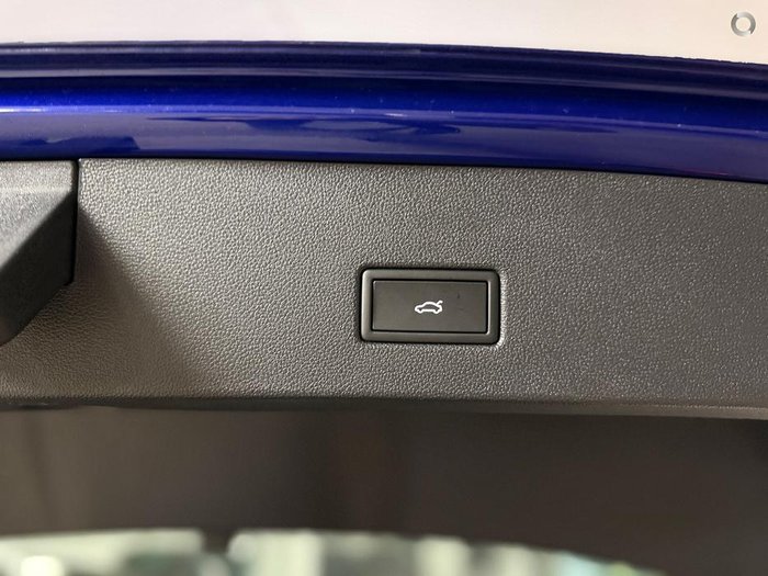 2025 Volkswagen T-Roc 140TSI R-Line