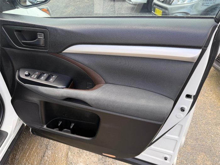 2019 TOYOTA KLUGER GX (4x2)