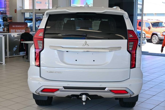 2024 Mitsubishi Pajero Sport Exceed