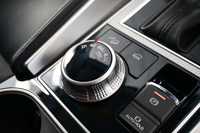 2024 Mitsubishi Pajero Sport Exceed