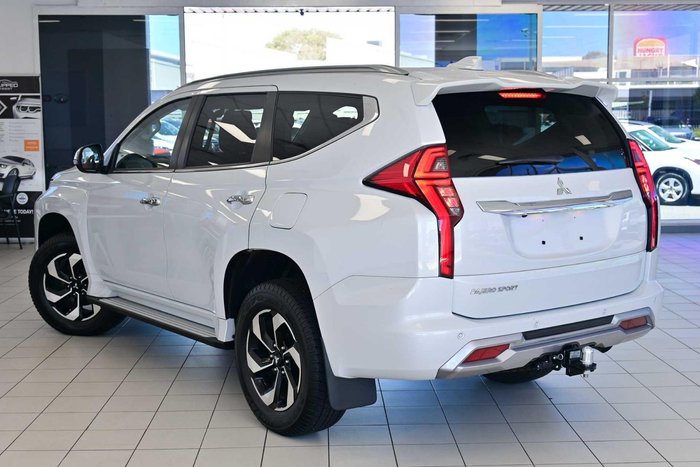 2024 Mitsubishi Pajero Sport Exceed